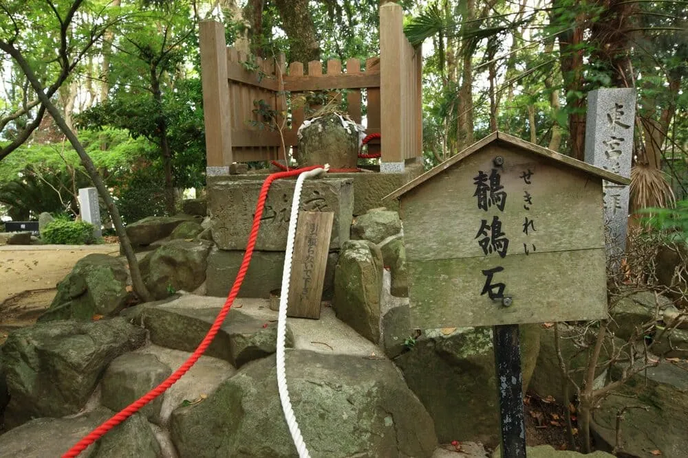 おのころ島神社のせきれい石