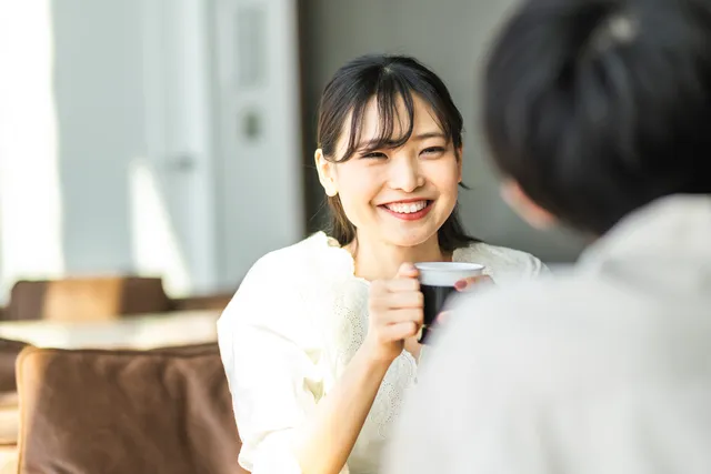 デートする男女