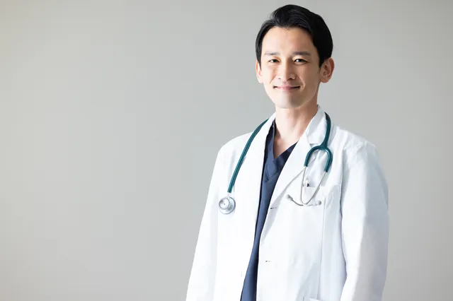 医師